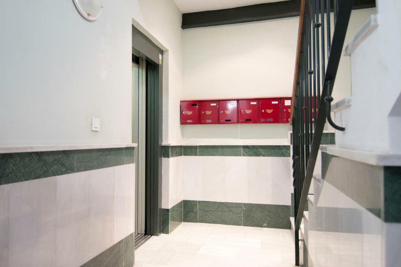 Tuguest Navas Apartment กรานาดา ภายนอก รูปภาพ